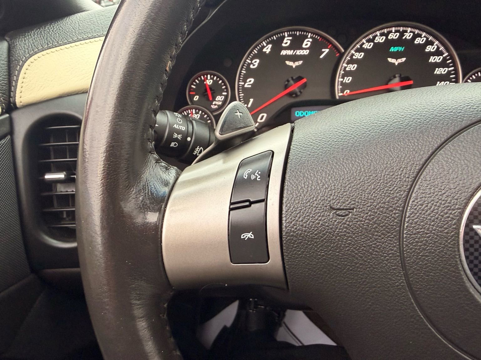 Used 2009 Chevrolet Corvette Coupe w/ Preferred Equipment Group image 29