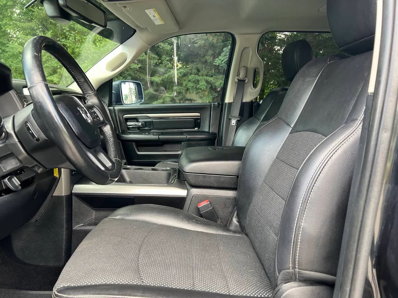 Used 2016 RAM 1500 Sport w/ Sport Premium Group image 9