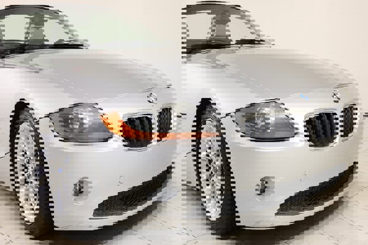 Used 2004 BMW Z4 2.5i image 40