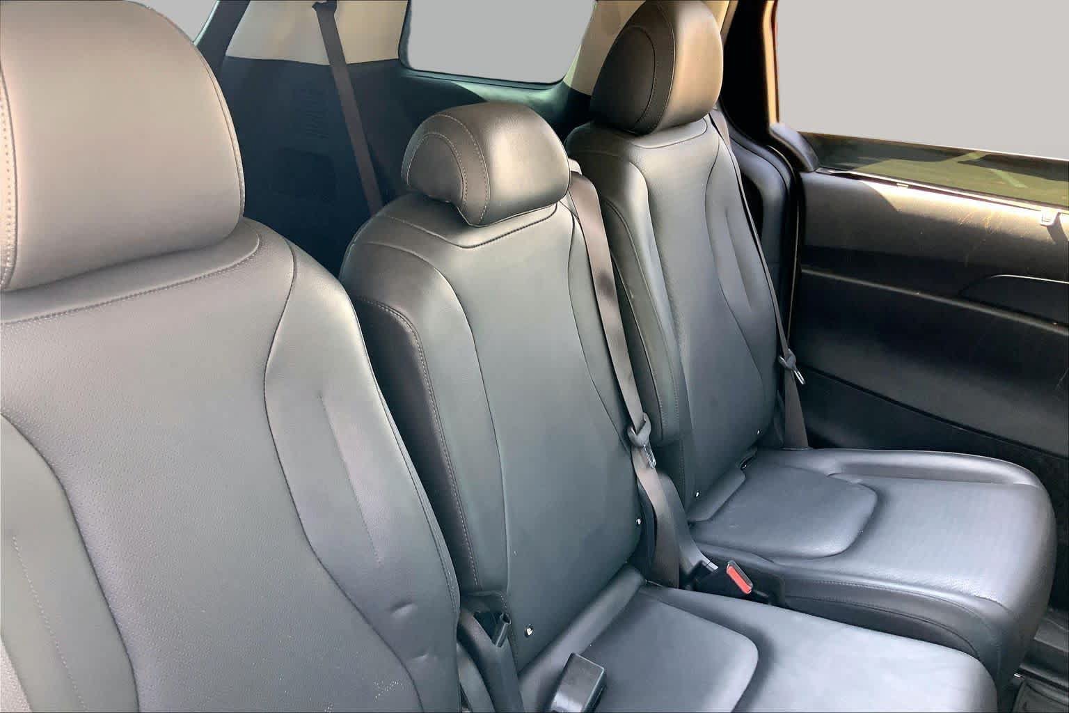 Used 2025 Kia Carnival SX Prestige FWD image 20