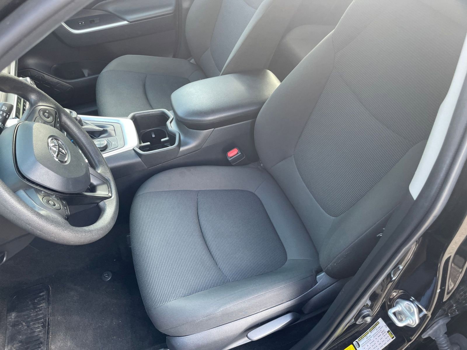 Used 2025 Toyota RAV4 LE image 35