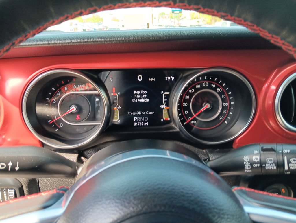 Used 2021 Jeep Wrangler Unlimited Rubicon AWD/4WD image 15
