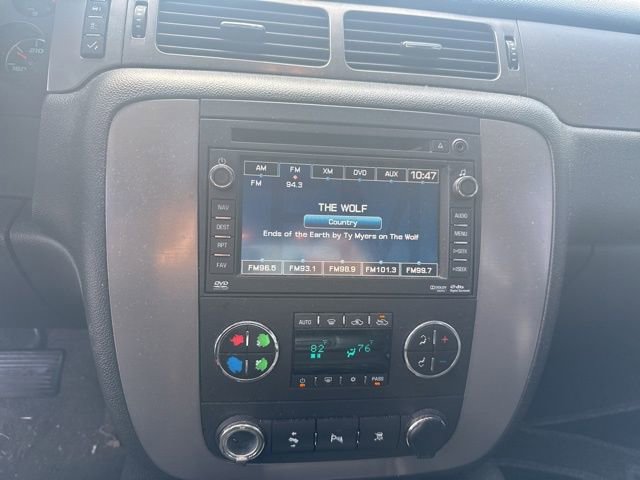 Used 2011 Chevrolet Avalanche LT image 19