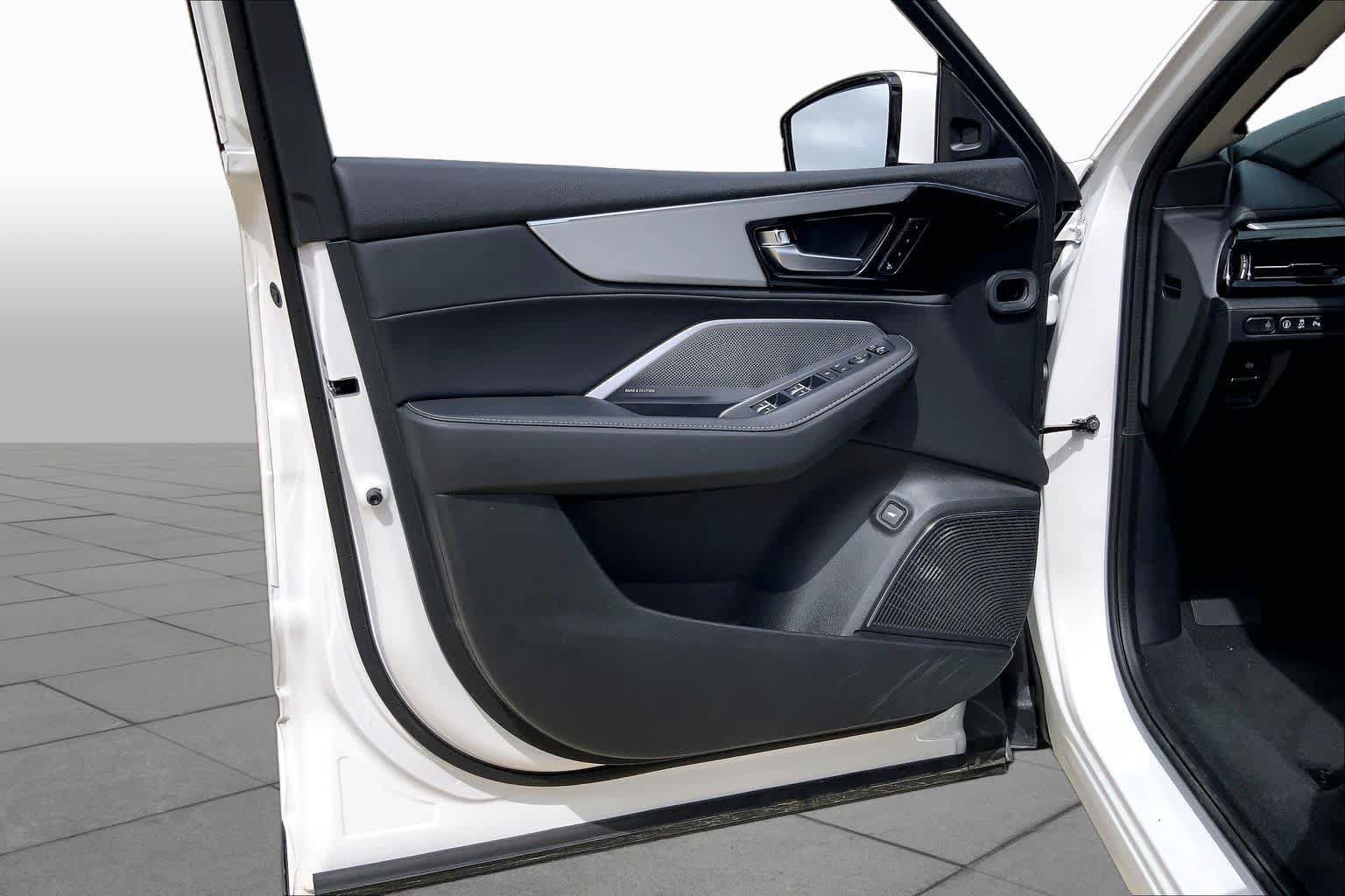 Used 2026 Acura MDX w/ Technology Package FWD image 22