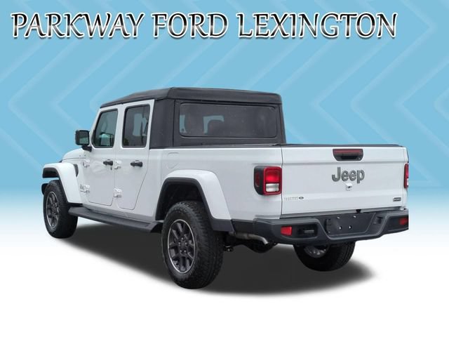 Used 2023 Jeep Gladiator Overland AWD/4WD image 3