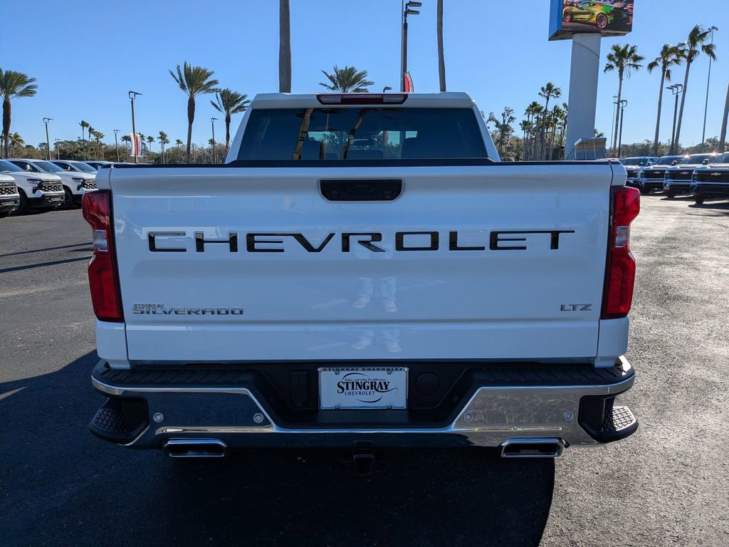 Used 2025 Chevrolet Silverado 1500 LTZ image 5