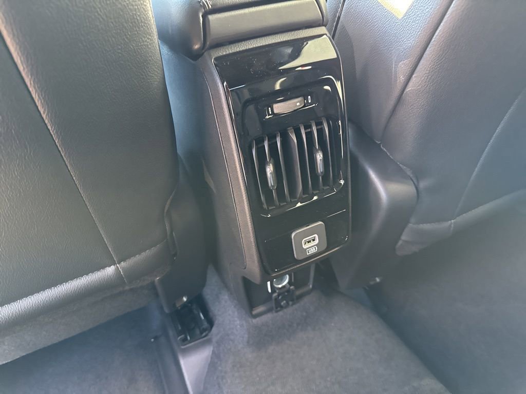 New 2026 Jeep Compass Latitude AWD/4WD image 31