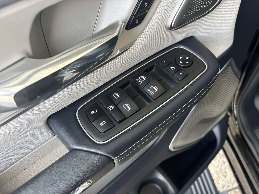 Used 2023 RAM 1500 Limited AWD/4WD image 23