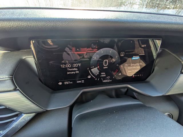 Used 2025 GMC Acadia Elevation image 16