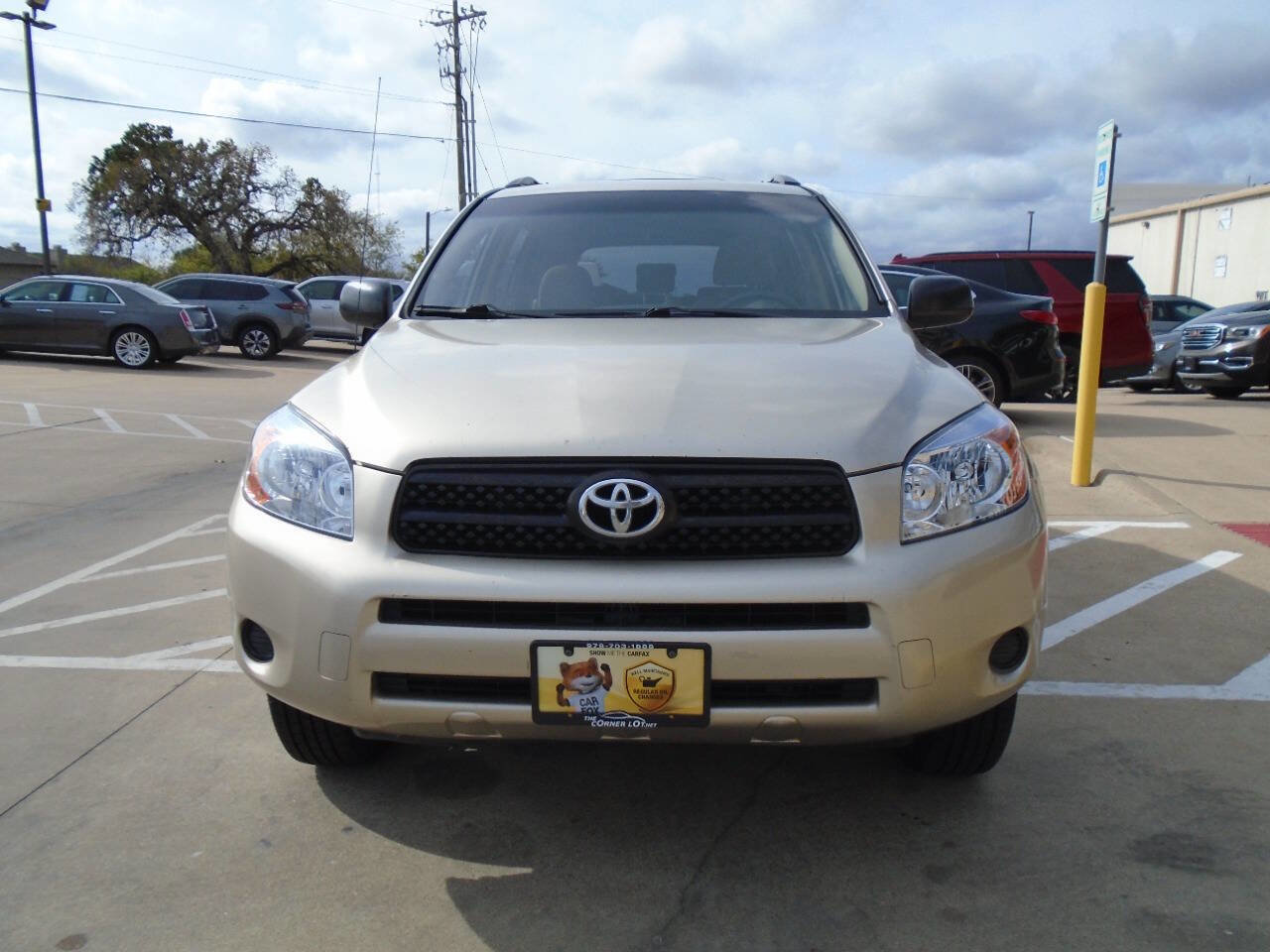 Used 2008 Toyota RAV4 2WD image 2