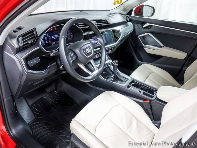 Used 2020 Audi Q3 2.0T Premium Plus w/ Premium Plus Package AWD/4WD image 10