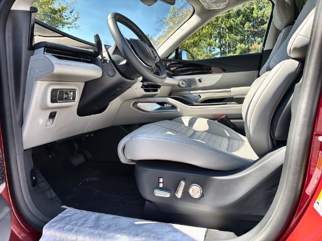 New 2026 Lincoln Nautilus Reserve AWD/4WD image 12