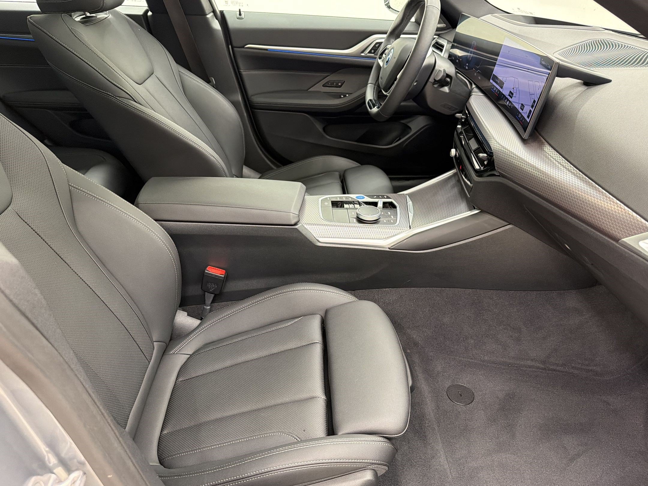 Used 2025 BMW i4 eDrive40 w/ Premium Package RWD image 24