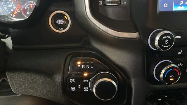 Used 2022 RAM 1500 Big Horn AWD/4WD image 14