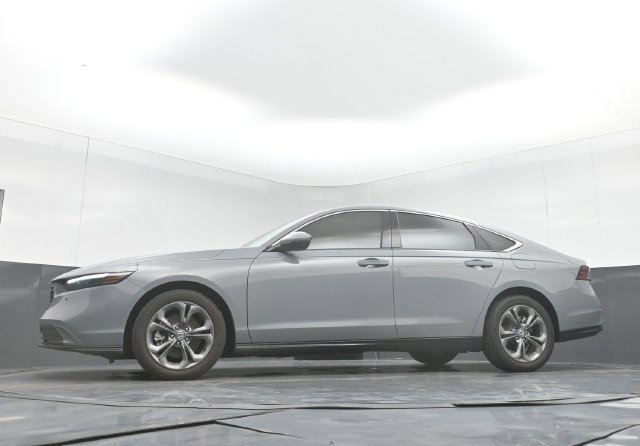 Used 2025 Honda Accord EX-L image 31