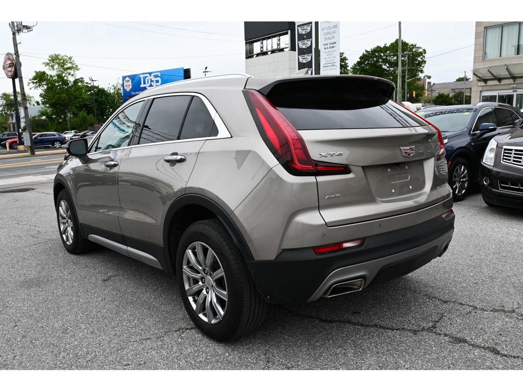 Used 2022 Cadillac XT4 Premium Luxury w/ Enhanced Visibility Package AWD/4WD image 5