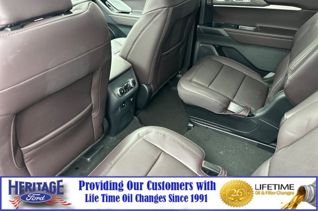 New 2026 Ford Explorer Platinum image 12