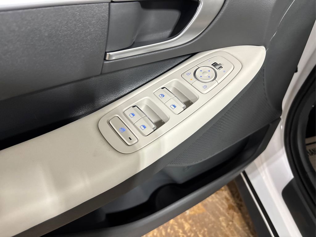 New 2026 Hyundai Sonata SE FWD image 18