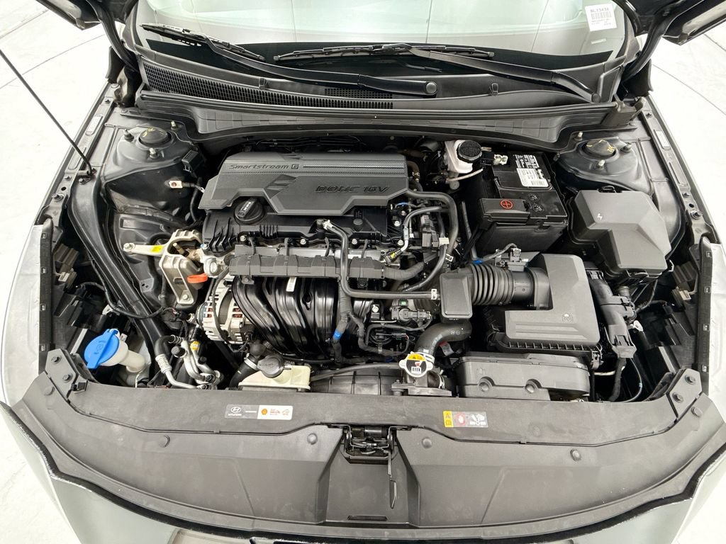 Used 2023 Hyundai Elantra SEL w/ Convenience Package FWD image 28