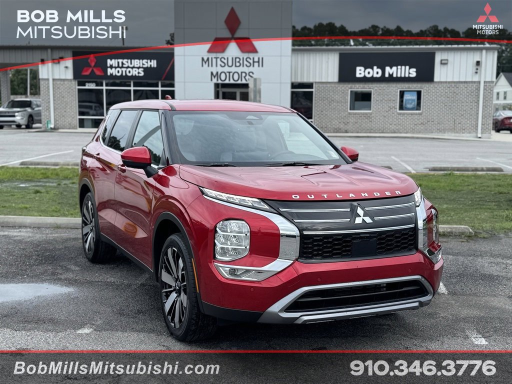 New 2025 Mitsubishi Outlander SE