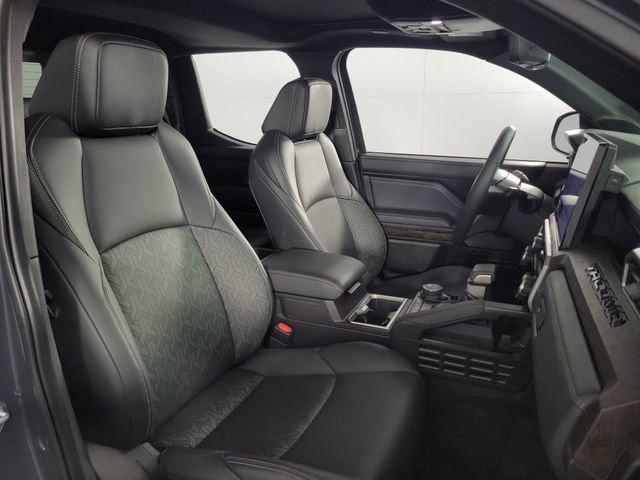 Used 2024 Toyota Tacoma Limited image 15