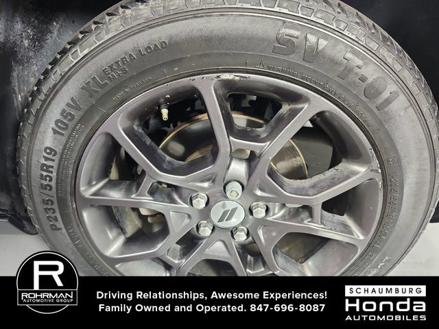 Used 2018 Dodge Challenger GT w/ GT Interior Package AWD/4WD image 6