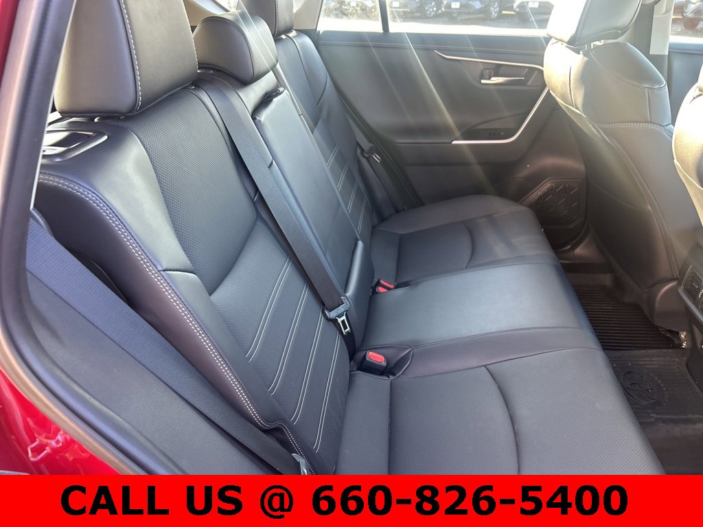Used 2022 Toyota RAV4 Limited image 10