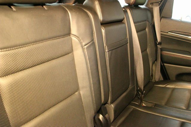 Used 2019 Jeep Grand Cherokee Trailhawk w/ Trailhawk Luxury Group image 14