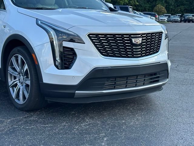 Used 2021 Cadillac XT4 Premium Luxury AWD/4WD image 2