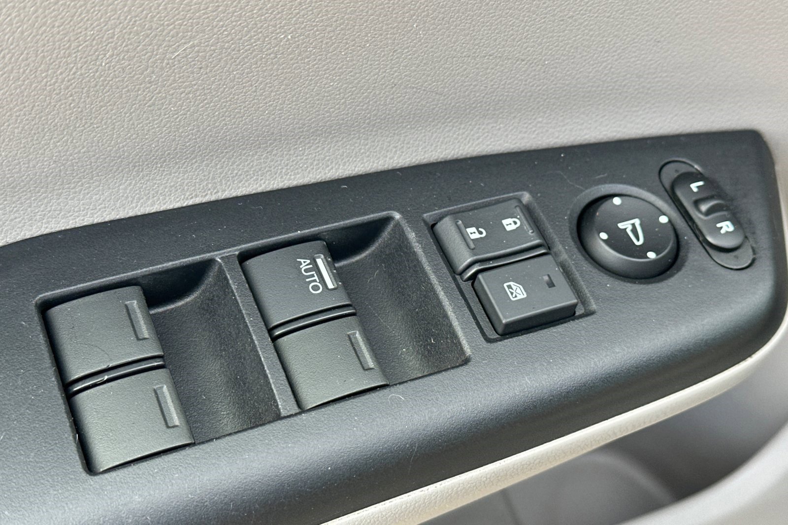 Used 2012 Honda Civic LX image 13