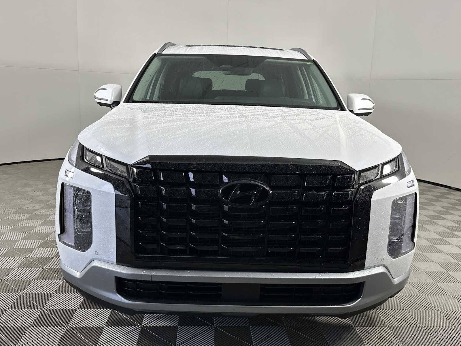 Used 2025 Hyundai Palisade SEL FWD image 3