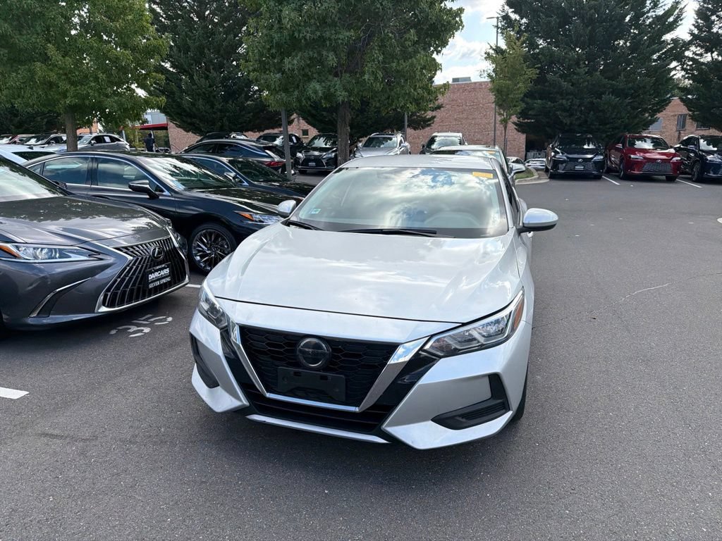 Used 2023 Nissan Sentra SV FWD image 2