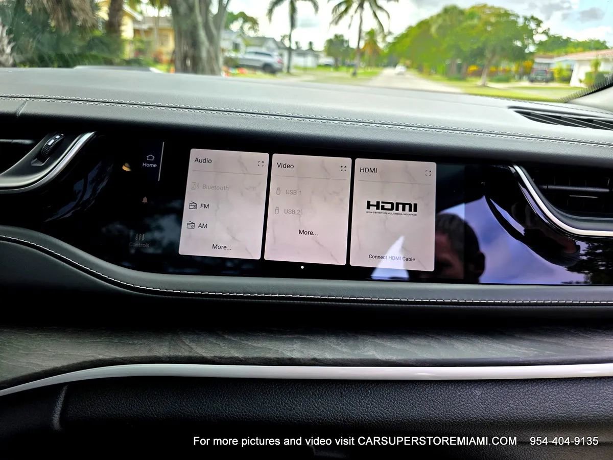 Used 2022 Jeep Grand Cherokee Limited 4xe image 47