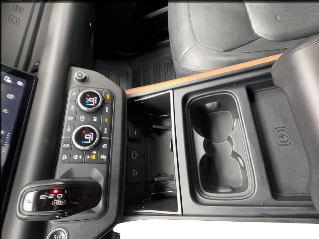 Used 2021 Land Rover Defender 110 X AWD/4WD image 52