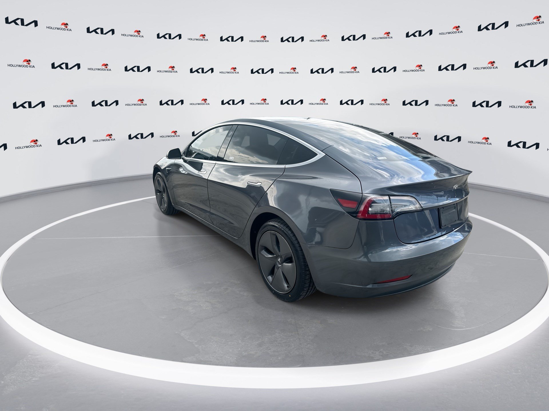 Used 2019 Tesla Model 3 Long Range RWD image 6