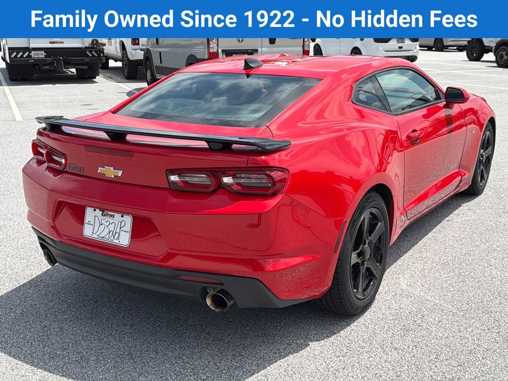 Used 2022 Chevrolet Camaro LT RWD image 7