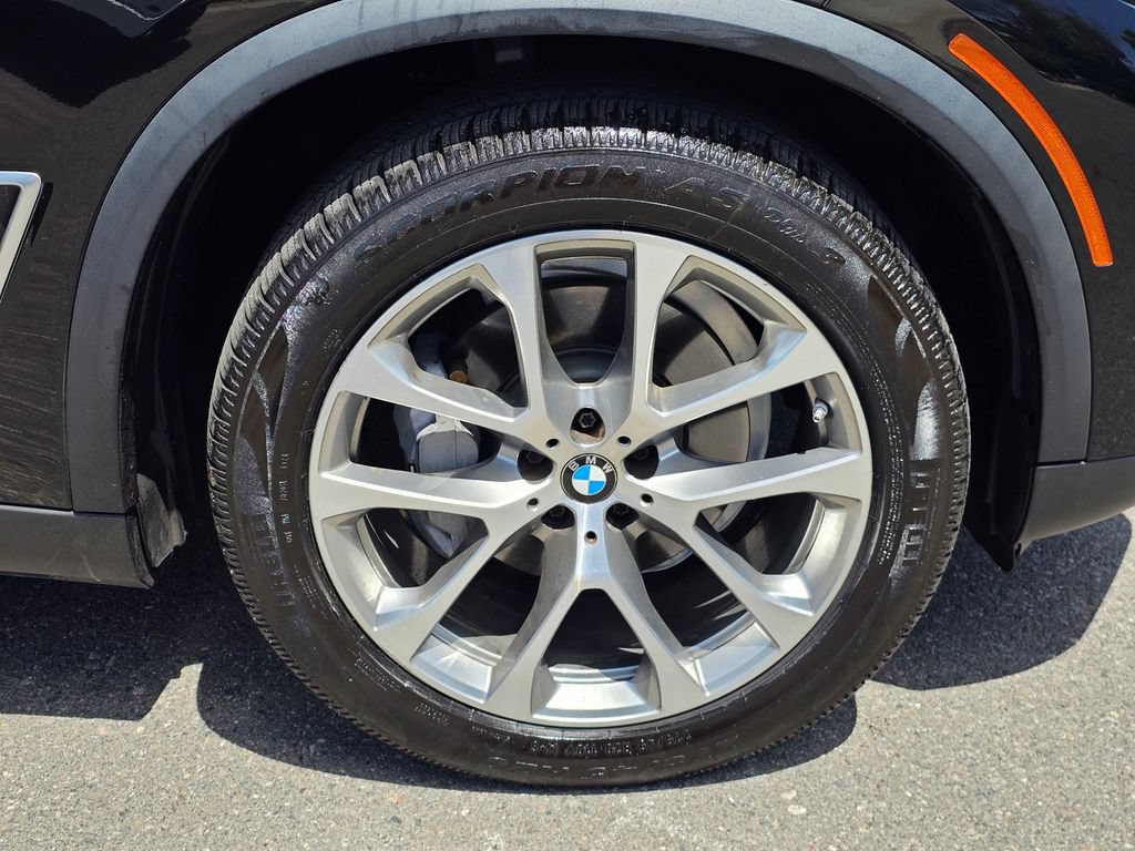 Used 2022 BMW X5 xDrive40i w/ Climate Comfort Package AWD/4WD image 7