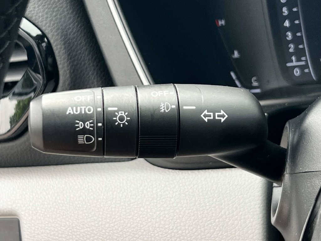 Used 2023 Honda Pilot Elite image 25