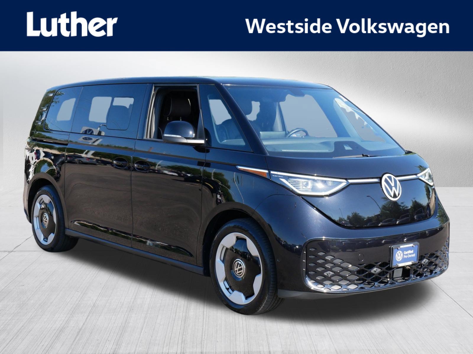 Certified 2025 Volkswagen ID. Buzz Pro S RWD image 1