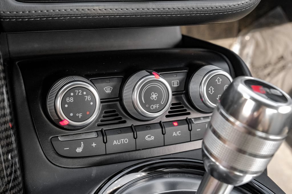 Used 2014 Audi R8 V8 AWD/4WD image 24