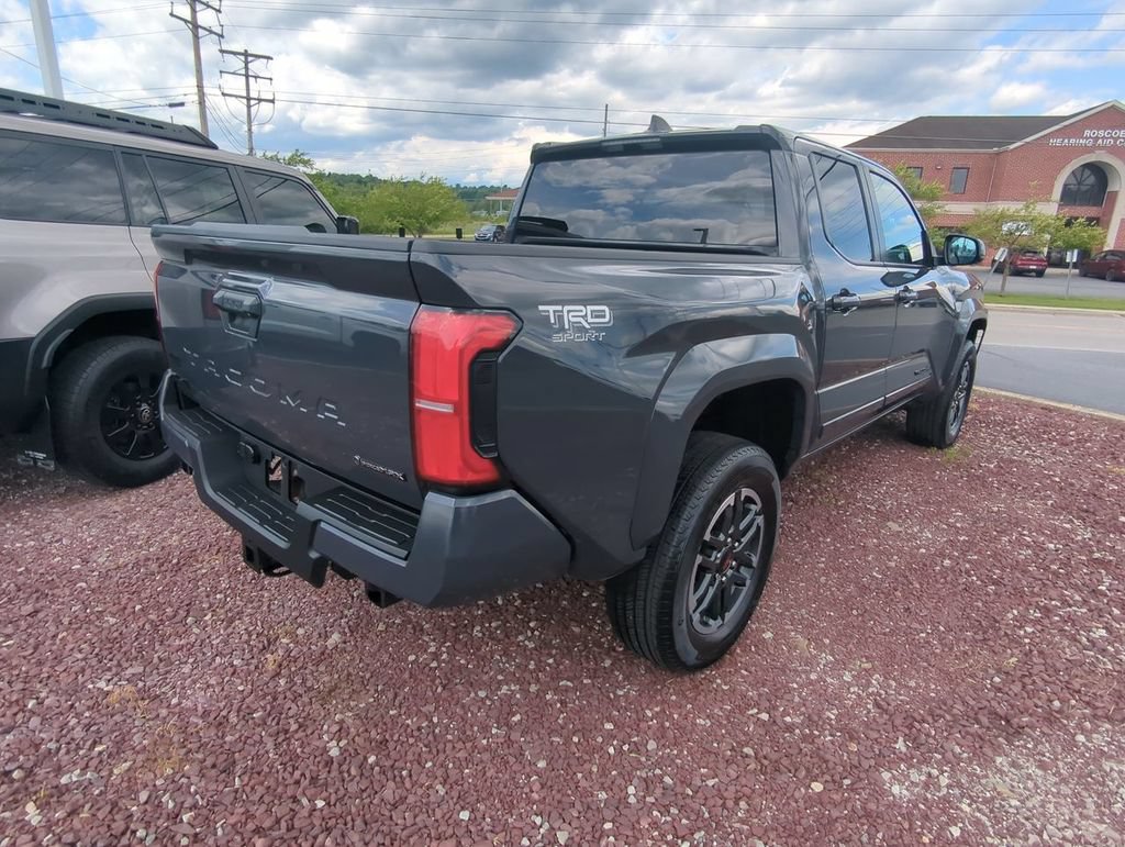 Used 2024 Toyota Tacoma TRD Sport AWD/4WD image 8