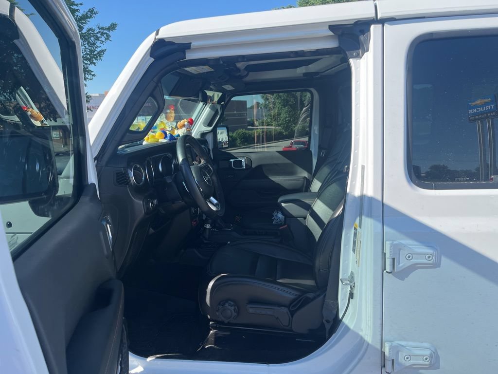 Used 2022 Jeep Wrangler Unlimited Rubicon w/ Trailer Tow Package AWD/4WD image 6