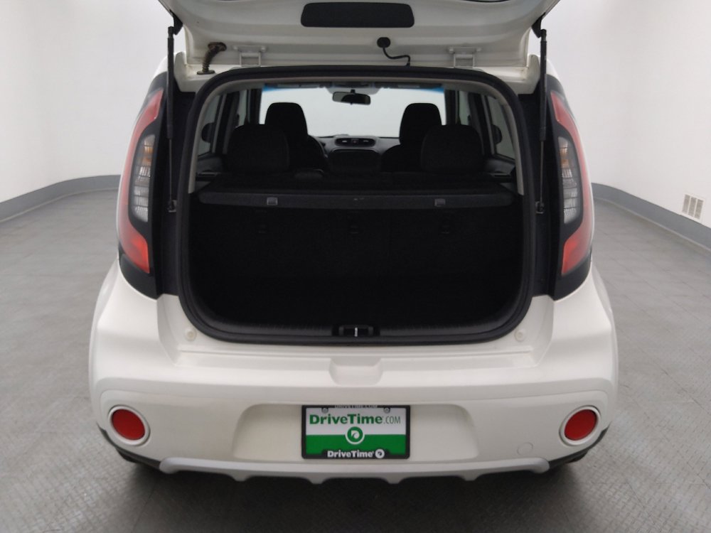Used 2017 Kia Soul + image 29