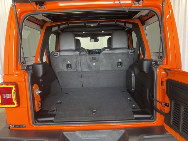 New 2025 Jeep Wrangler Sahara w/ Technology Group image 35