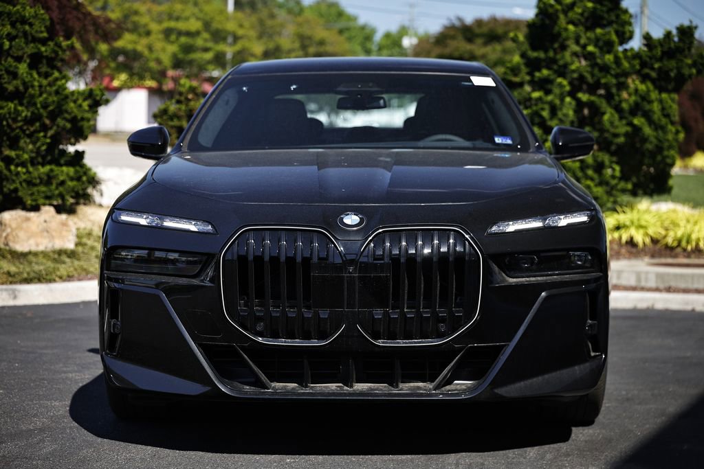 New 2026 BMW 760i xDrive w/ Executive Package AWD/4WD image 13