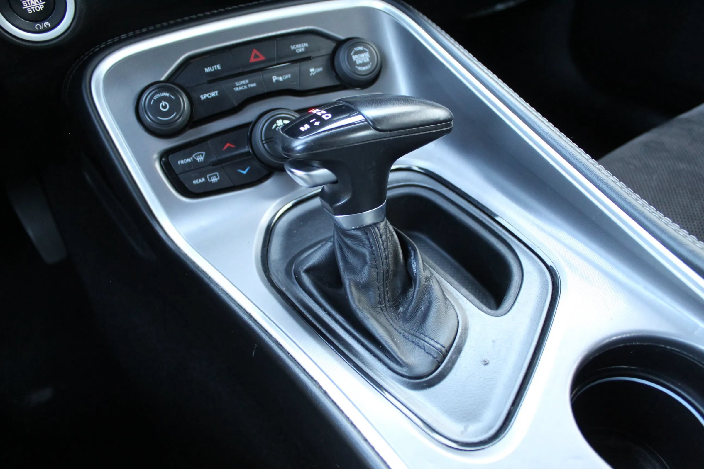 Used 2022 Dodge Challenger R/T w/ Plus Package RWD image 18