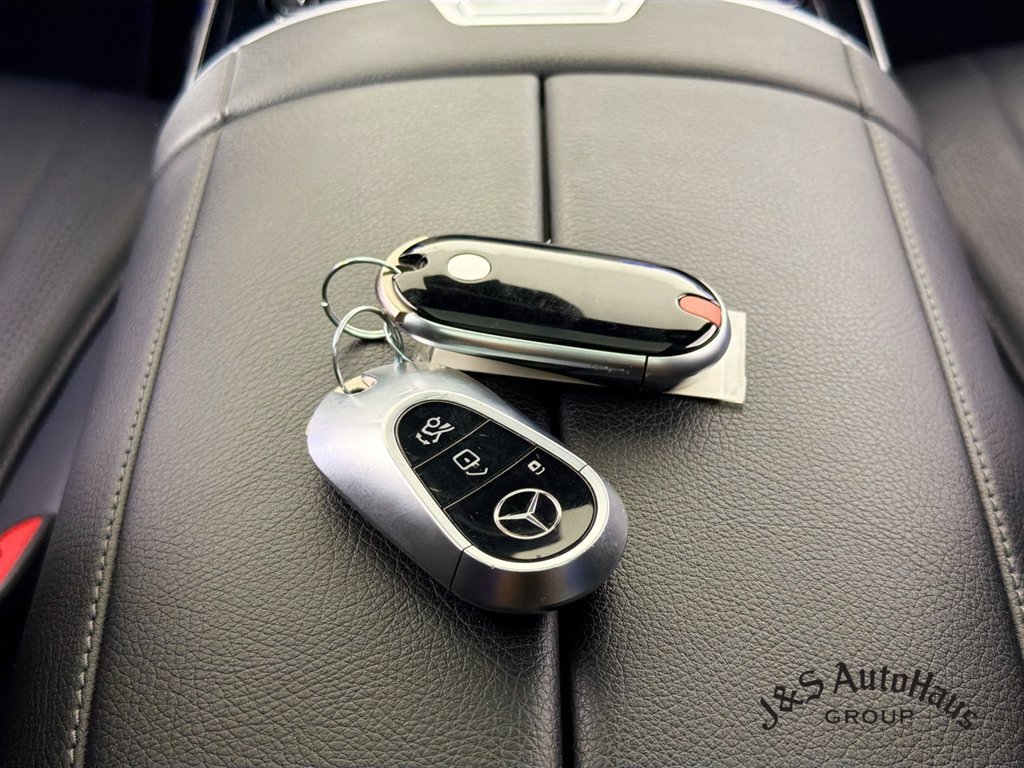 Used 2023 Mercedes-Benz S 500 4MATIC image 41