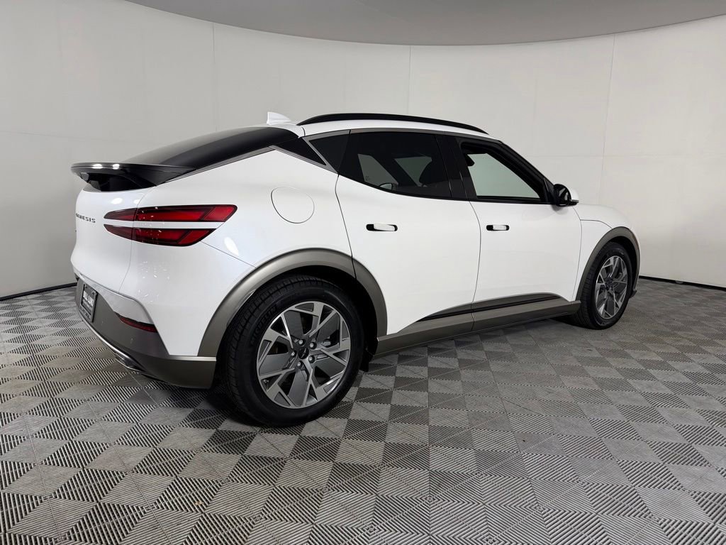 Used 2025 Genesis GV60 RWD image 7