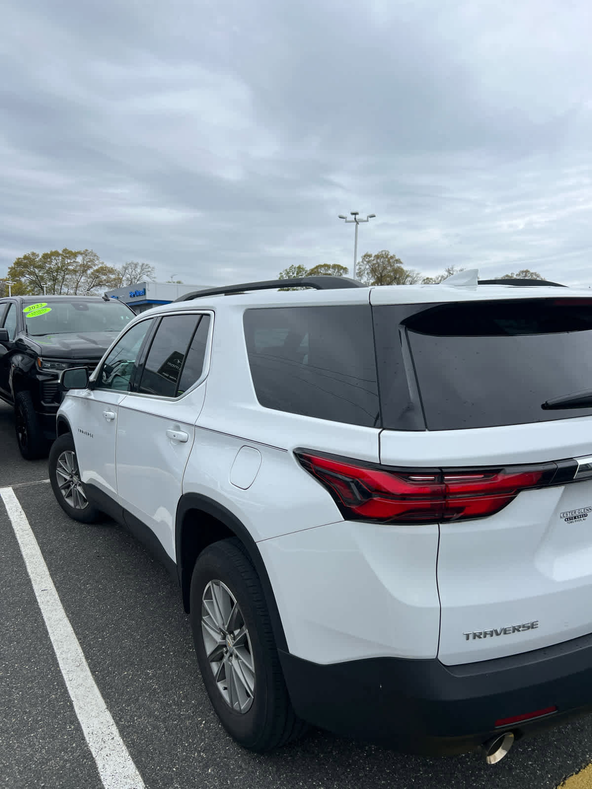 Certified 2023 Chevrolet Traverse LT FWD image 5