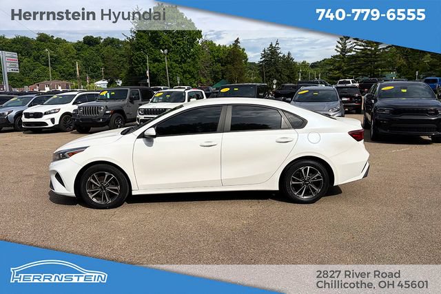 Used 2023 Kia Forte LXS FWD image 4
